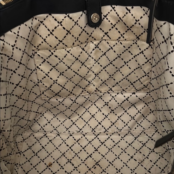 Kate Spade Black Classic Tote Bag - Picture 5 of 5